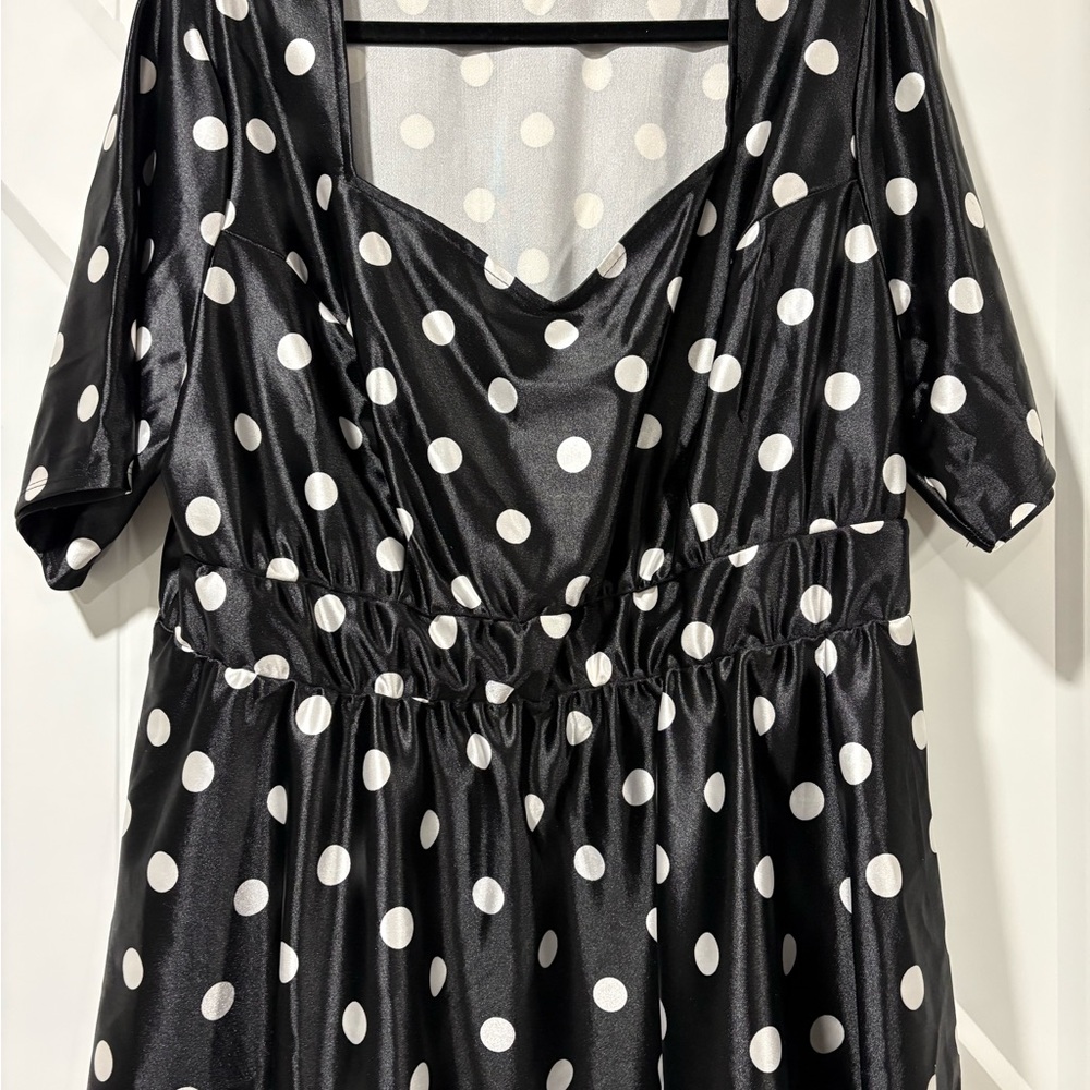 Kiyonna Black and White Polka Dot Peplum Top